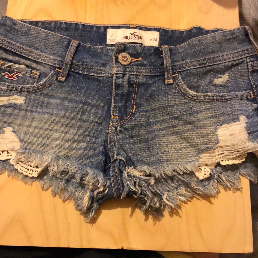 Hollister shorts!!!
